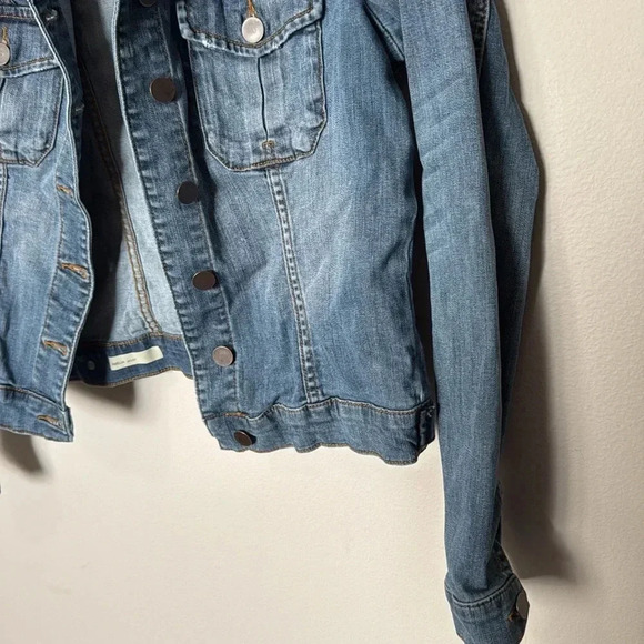 Kut from the Kloth Jean Jacket Amelia Women’s Size Small Blue Short Denim Active - Picture 7 of 12